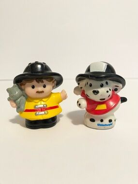 Little People Firefighter Fire Man w Dalmatian Puppy Dog Toy Figure Lot 4/$20 🛑